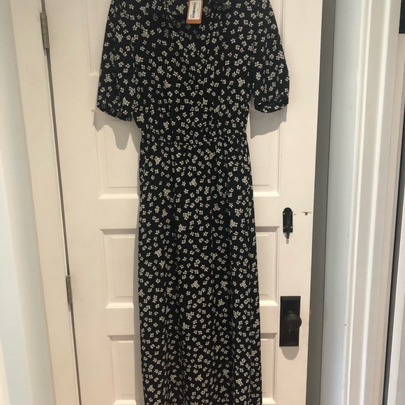 BB Dakota Floral Education Dress - Picture 8 of 9